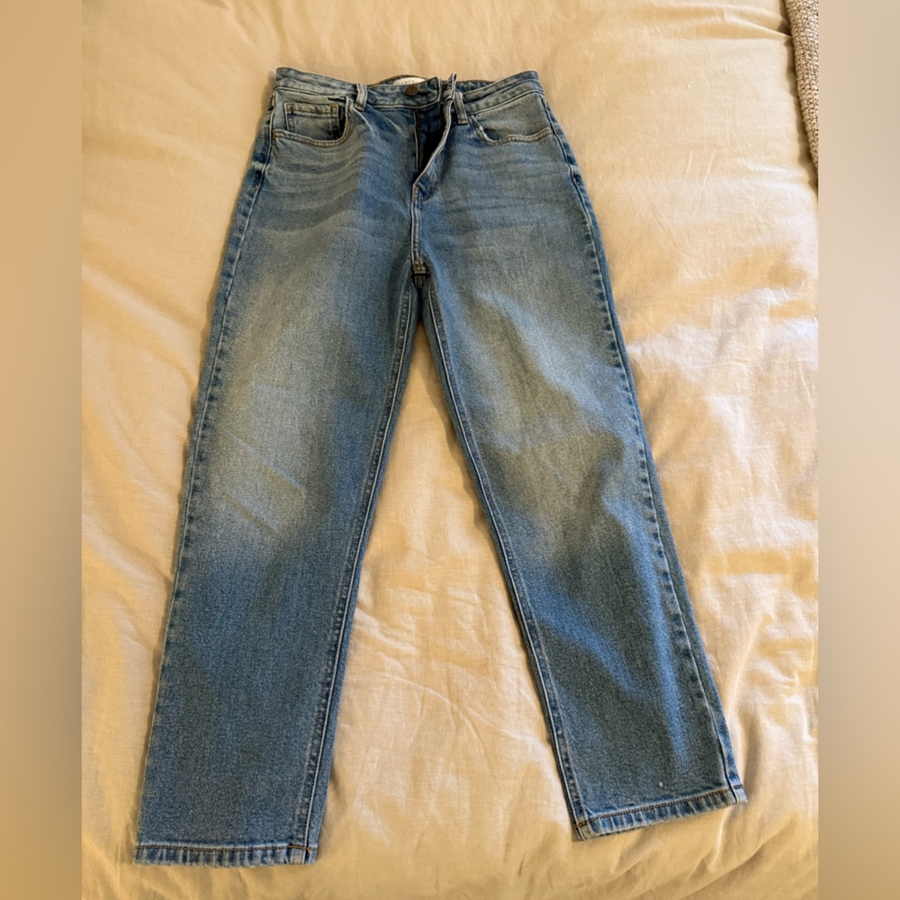 Vintage CJLA straight leg denim. Size 7
